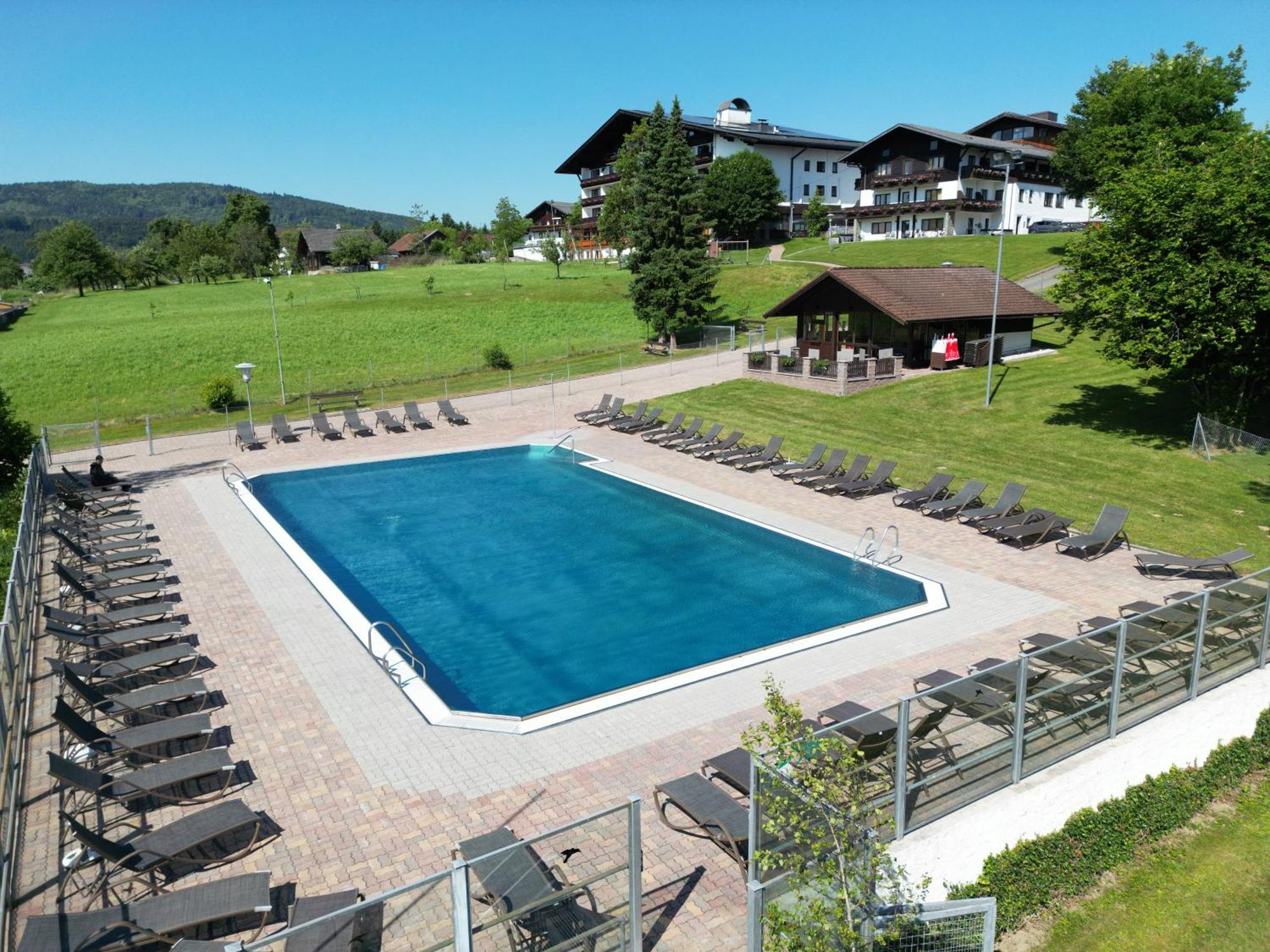 Hotel Lohninger-Schober ザンクト・ゲオルゲン・イム・アッターガウ エクステリア 写真